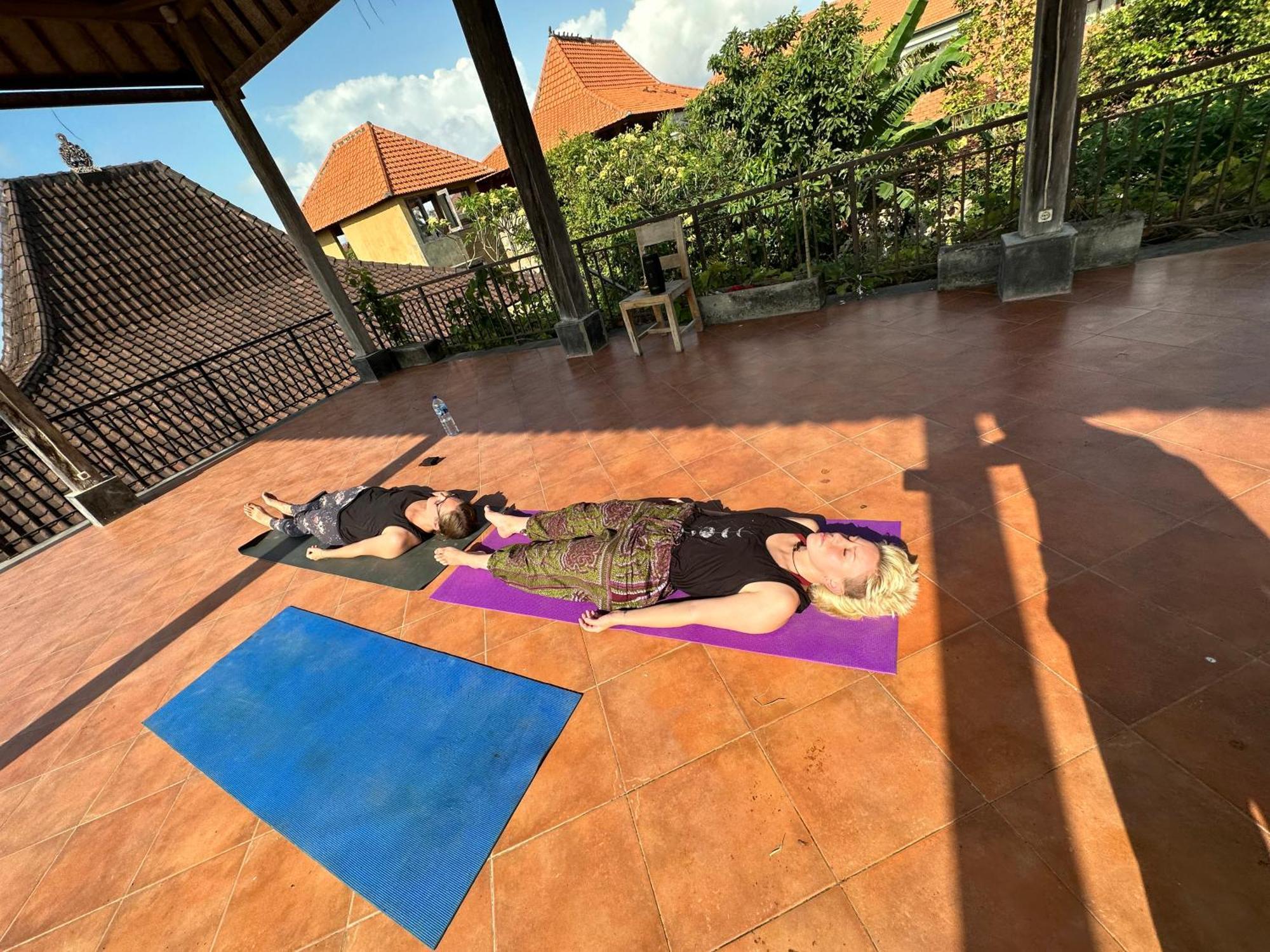 Bali Telaga Hati Yoga Healing And Retreat Center Hostel ซานูร์ ภายนอก รูปภาพ