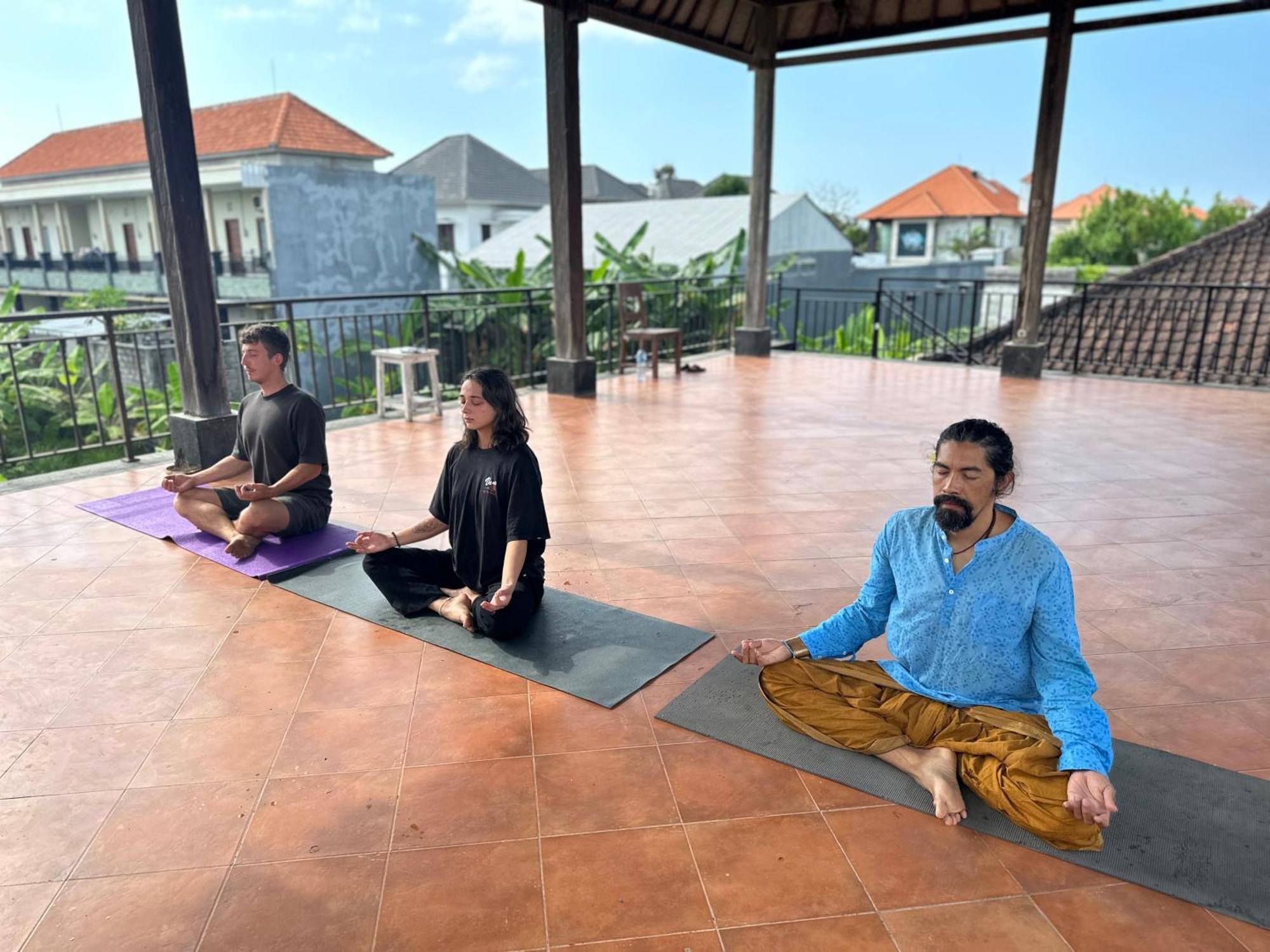 Bali Telaga Hati Yoga Healing And Retreat Center Hostel ซานูร์ ภายนอก รูปภาพ