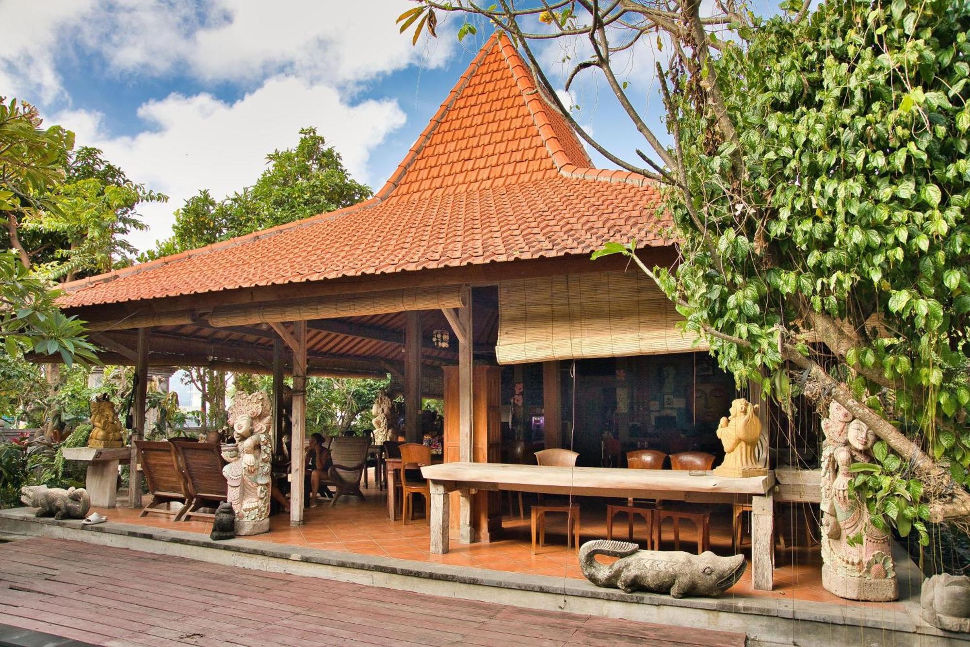 Bali Telaga Hati Yoga Healing And Retreat Center Hostel ซานูร์ ภายนอก รูปภาพ