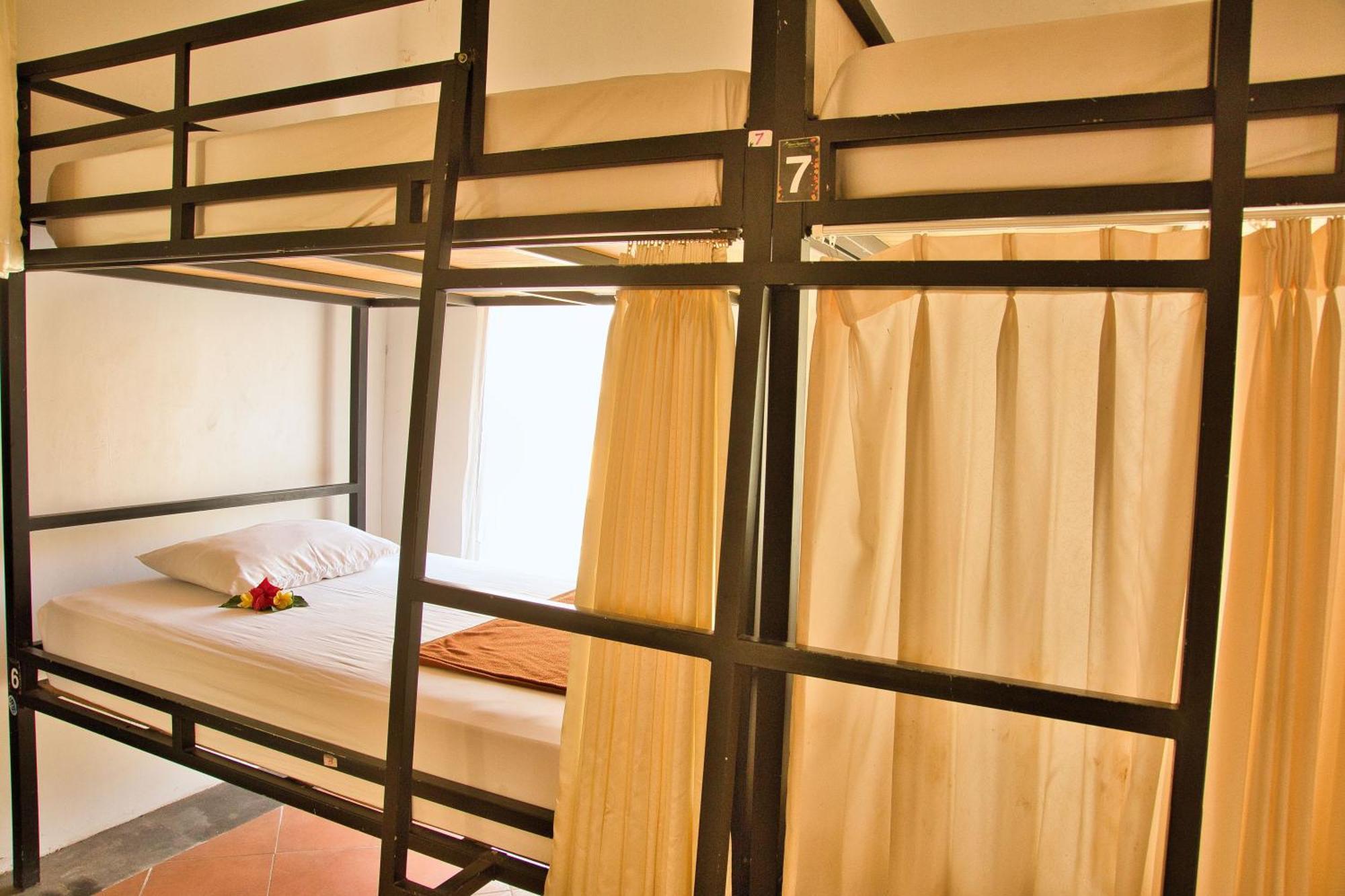 Bali Telaga Hati Yoga Healing And Retreat Center Hostel ซานูร์ ภายนอก รูปภาพ
