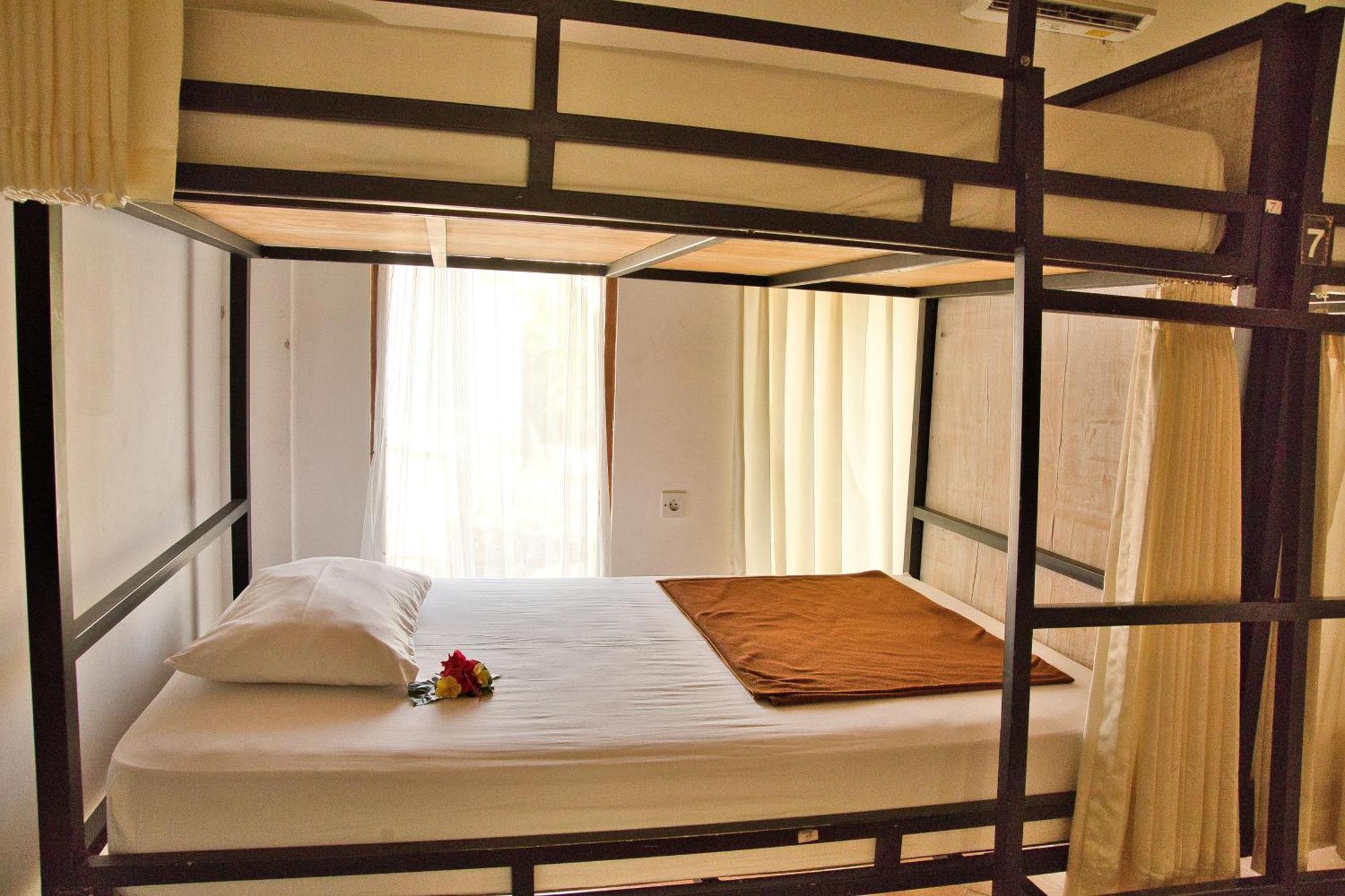Bali Telaga Hati Yoga Healing And Retreat Center Hostel ซานูร์ ภายนอก รูปภาพ